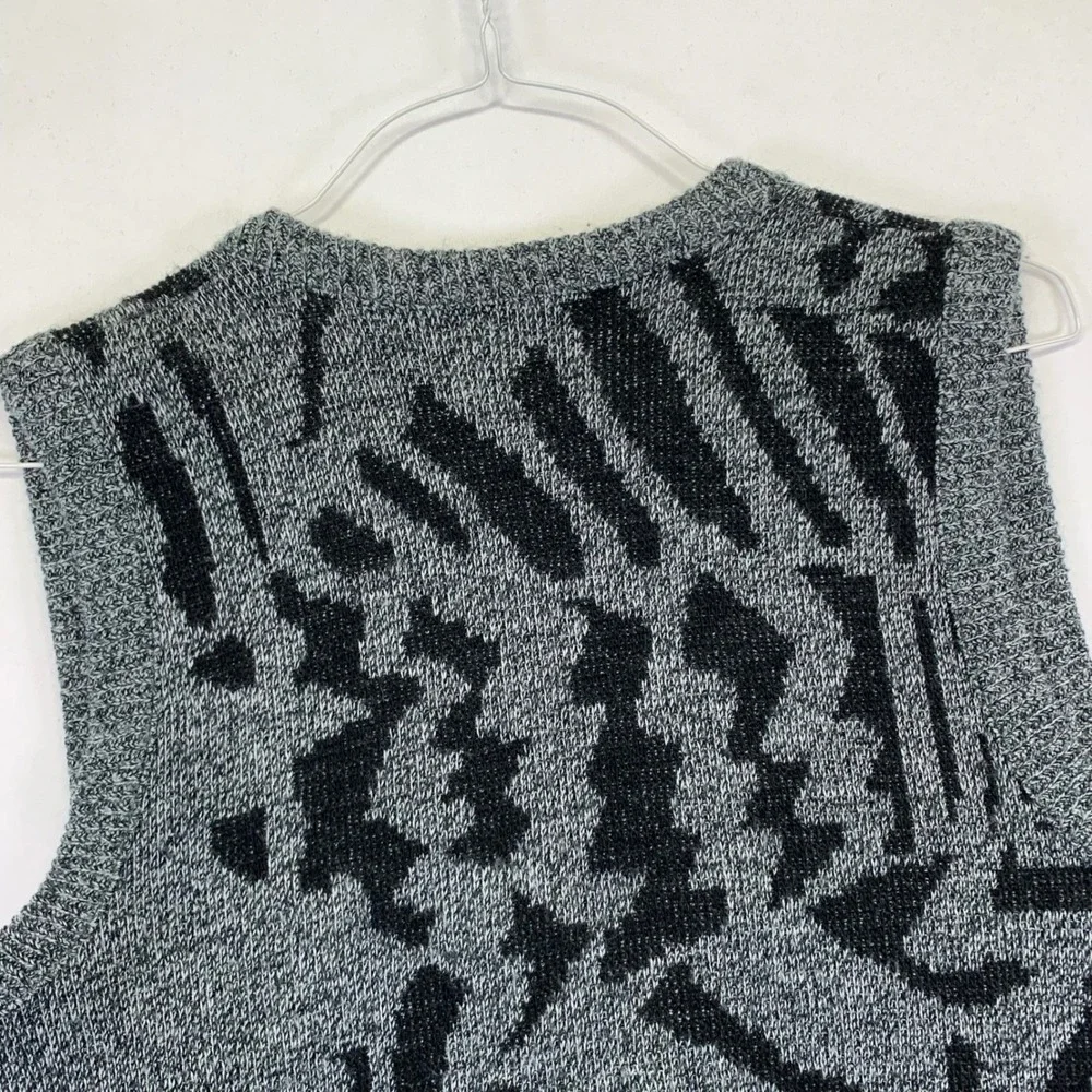 Vintage Le Tigre Sweater Vest Medium Gray Black Acrylic 80s 90s Geometric USA - Picture 7 of 11
